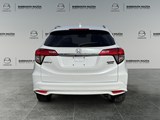 2019 Honda HR-V Touring image 4