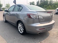 2012  Mazda3 GT | Leather, Nav & 2 Sets of Wheels