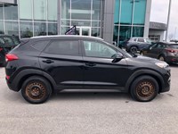 2016 Hyundai Tucson AWD 2.0L Premium | 2 Sets of Wheels Included!