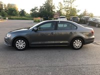2016 Volkswagen Jetta Trendline | 2 Sets of Wheels Included!