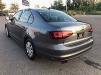 2016 Volkswagen Jetta Trendline | 2 Sets of Wheels Included!