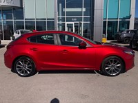 2018  Mazda3 Sport GT Premium | 2 Sets of Wheels Included!