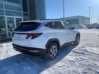2022 Hyundai Tucson Preferred AWD |