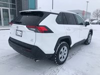 2023 Toyota RAV4 LE AWD