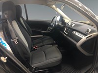 2015 smart fortwo 2dr Cpe Pure | 2 Sets of Tires Included!