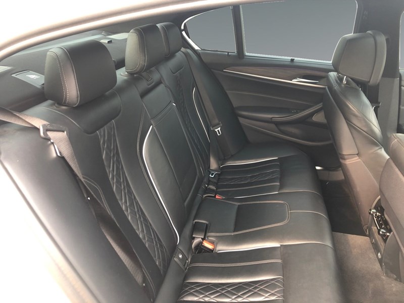 2017 BMW 530 4dr Sdn 530i xDrive AWD