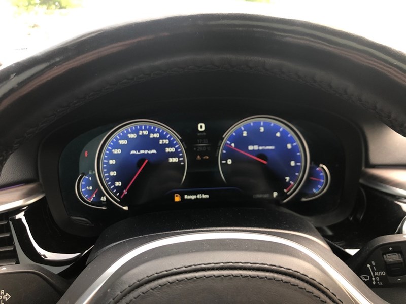 2017 BMW 530 4dr Sdn 530i xDrive AWD