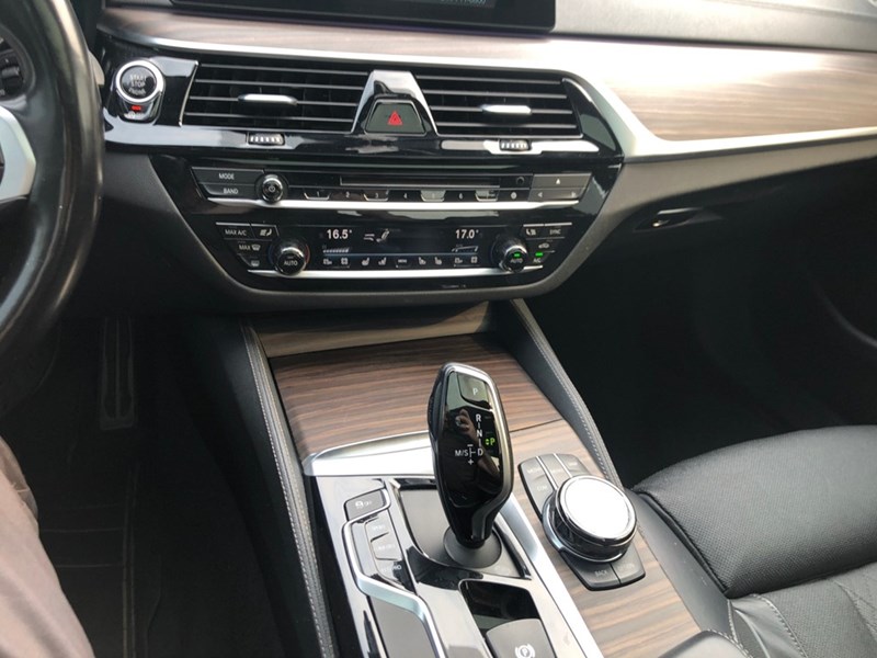 2017 BMW 530 4dr Sdn 530i xDrive AWD