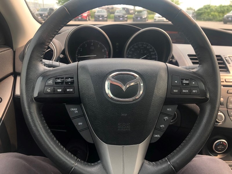 2012  Mazda3 GT | Leather, Nav & 2 Sets of Wheels