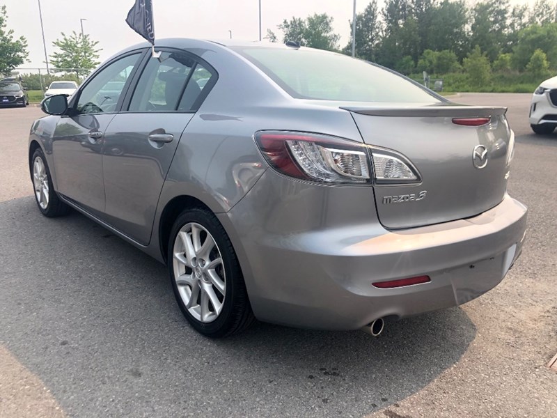 2012  Mazda3 GT | Leather, Nav & 2 Sets of Wheels