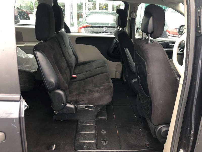 2014 Dodge Grand Caravan SE/CVP | 2 Sets of Wheels Included!