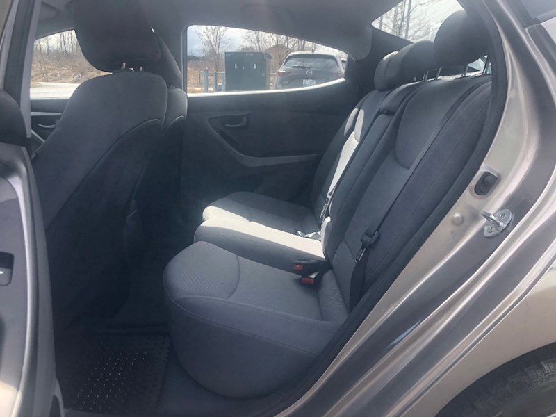 2014 Hyundai Elantra 4dr Sdn Auto GL