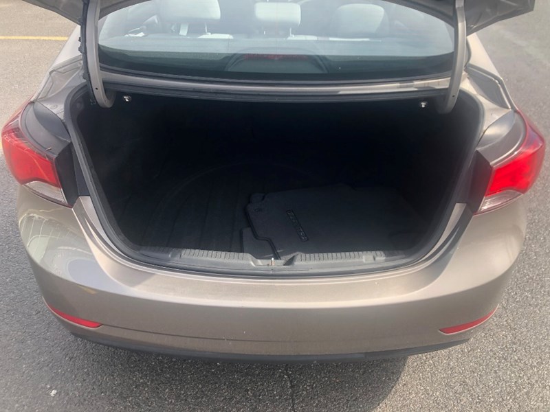 2014 Hyundai Elantra 4dr Sdn Auto GL