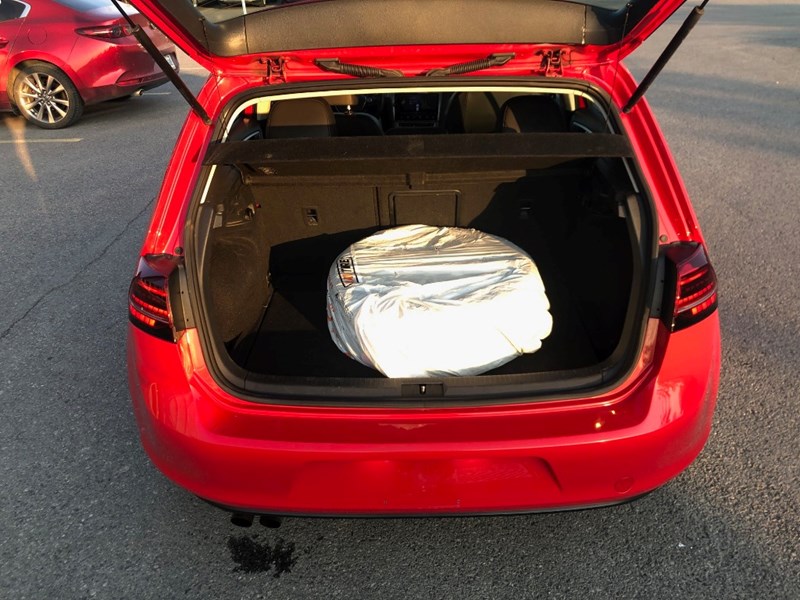 2015 Volkswagen Golf 1.8 TSI Highline | 2 Sets of Wheels Included!