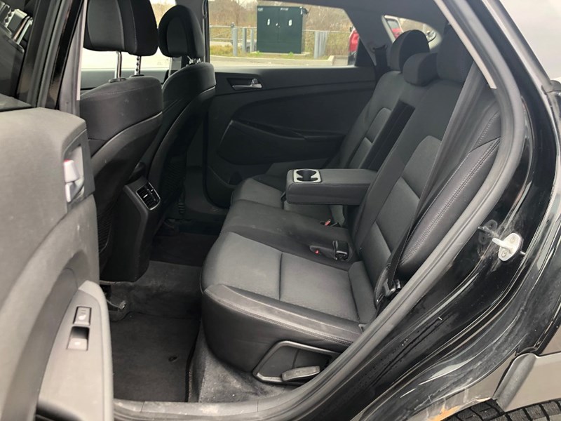 2016 Hyundai Tucson AWD 2.0L Premium | 2 Sets of Wheels Included!