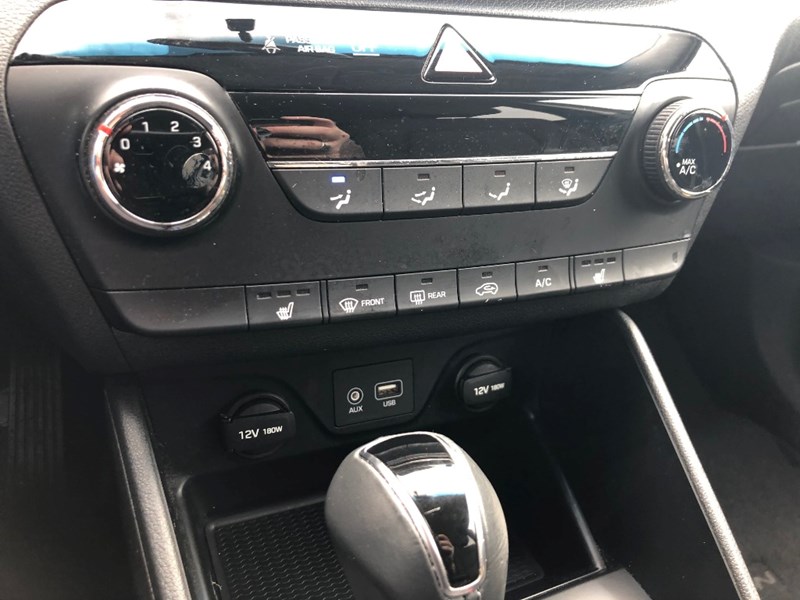 2016 Hyundai Tucson AWD 2.0L Premium | 2 Sets of Wheels Included!