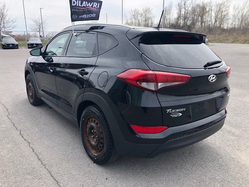 2016 Hyundai Tucson AWD 2.0L Premium | 2 Sets of Wheels Included!