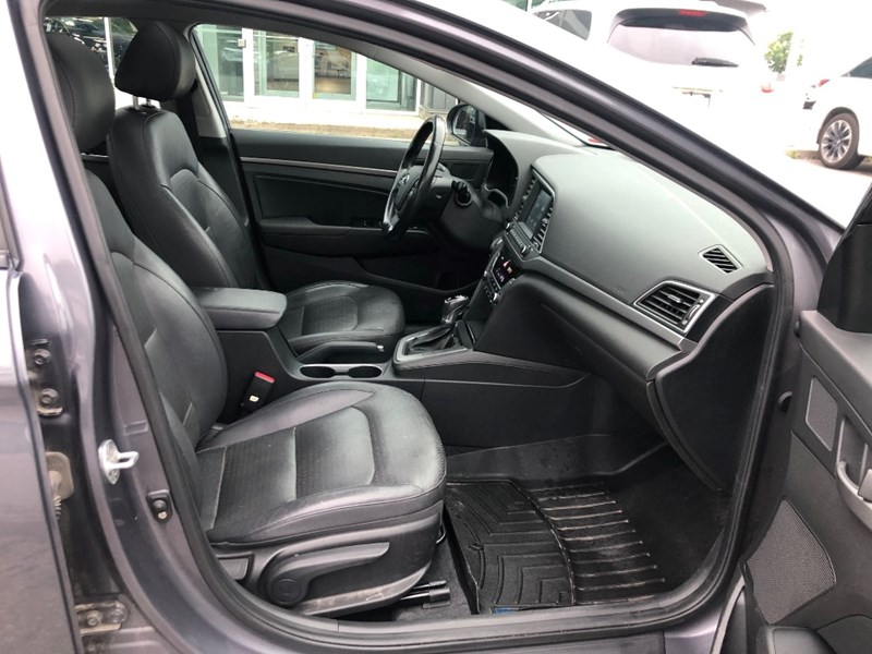 2018 Hyundai Elantra GLS | 2 Sets of Wheels