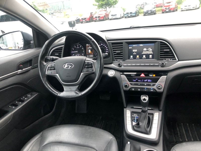 2018 Hyundai Elantra GLS | 2 Sets of Wheels