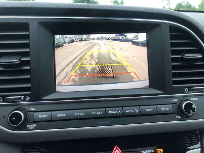 2018 Hyundai Elantra GLS | 2 Sets of Wheels