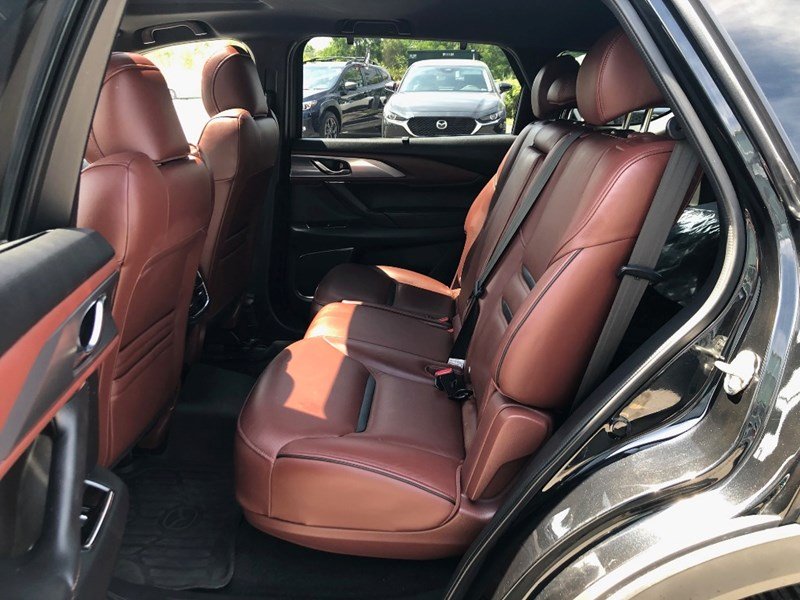 2018 Mazda CX-9 Signature AWD | 2 Sets of Wheels Included!