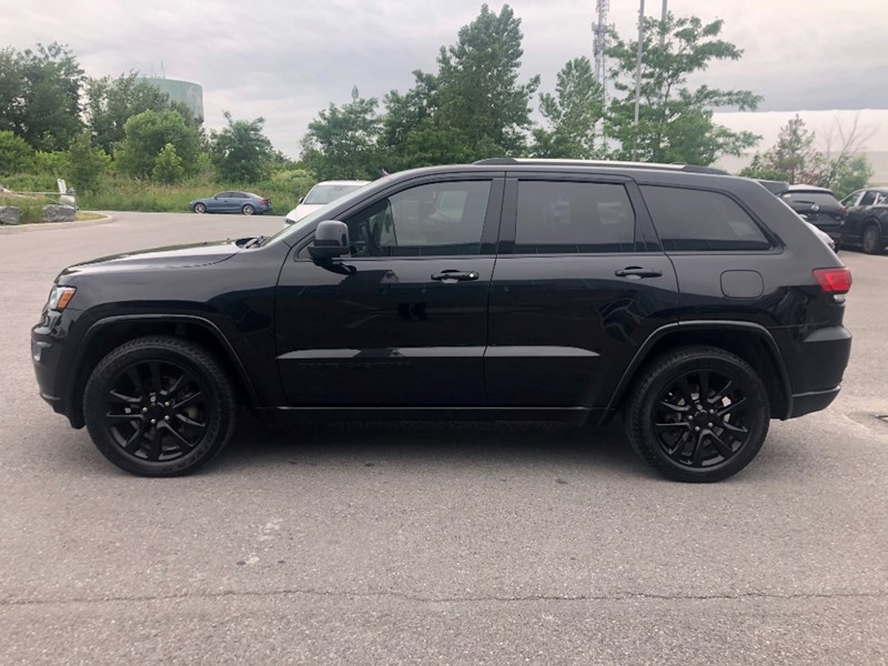 2019 Jeep Grand Cherokee Altitude 4X4 | Quadra–Trac II