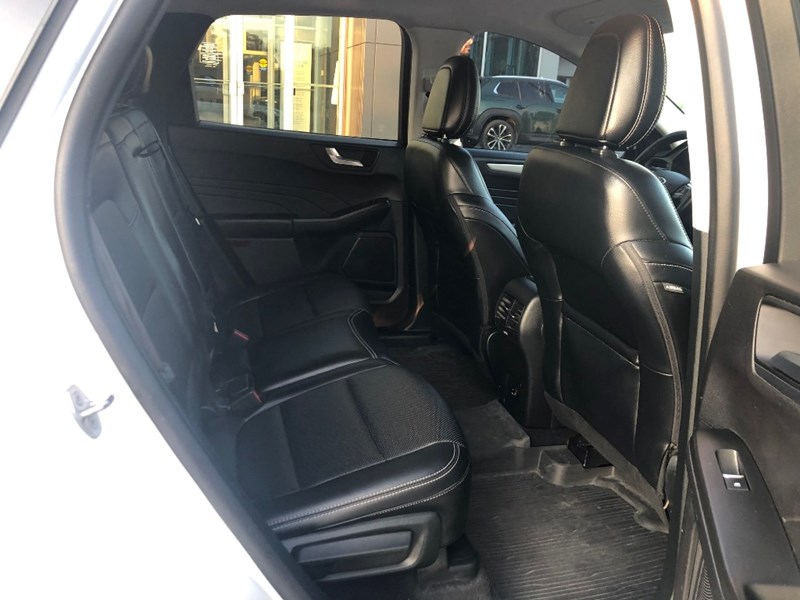2021 Ford Escape SEL Hybrid AWD | 2 Sets of Wheels Included!