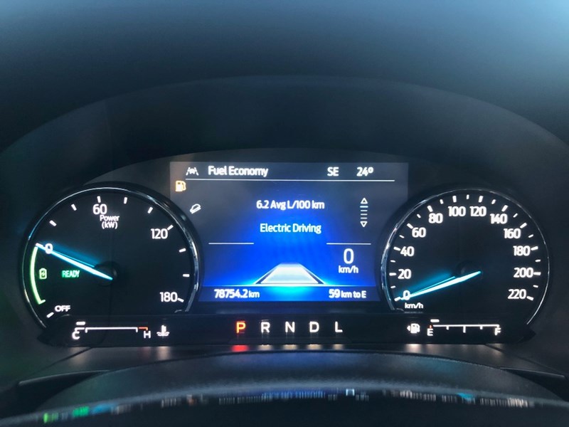 2021 Ford Escape SEL Hybrid AWD | 2 Sets of Wheels Included!