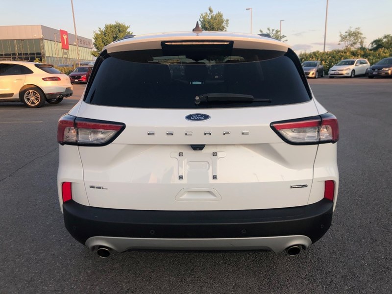 2021 Ford Escape SEL Hybrid AWD | 2 Sets of Wheels Included!