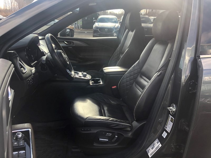 2021 Mazda CX-9 Signature AWD | 2 Sets of Tires Included!
