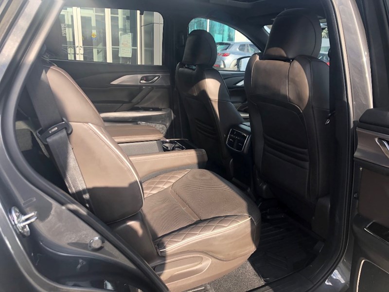 2021 Mazda CX-9 Signature AWD | 2 Sets of Tires Included!