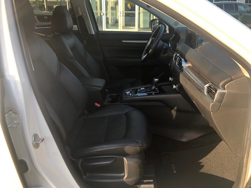 2022 Mazda CX-5 GS AWD | Comfort Package & Navigation