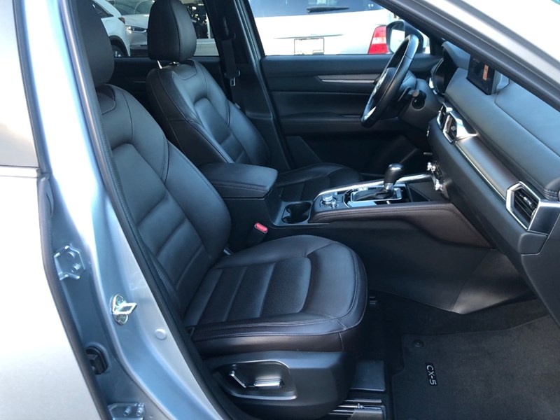 2022 Mazda CX-5 Signature AWD