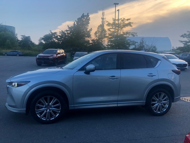 2022 Mazda CX-5 Signature AWD