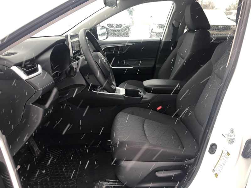 2023 Toyota RAV4 LE AWD