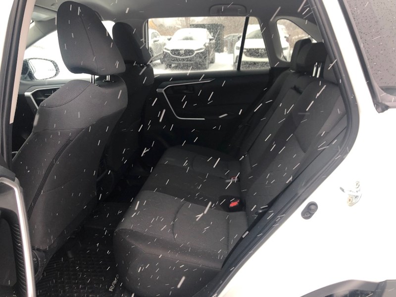 2023 Toyota RAV4 LE AWD