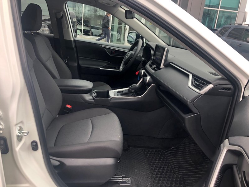 2023 Toyota RAV4 LE AWD