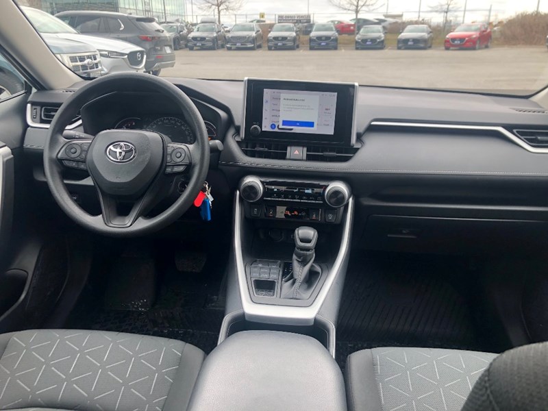 2023 Toyota RAV4 LE AWD