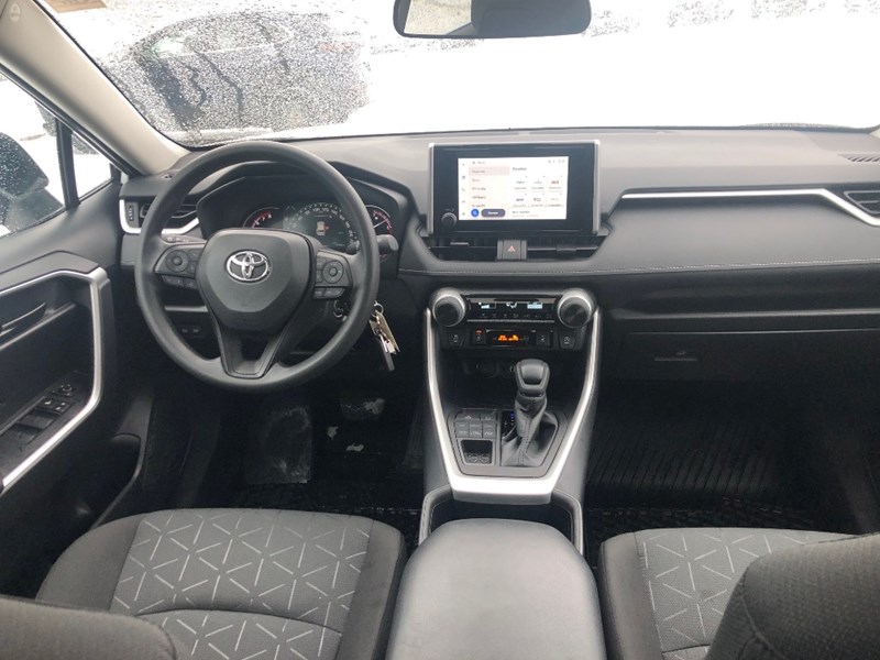 2023 Toyota RAV4 LE AWD