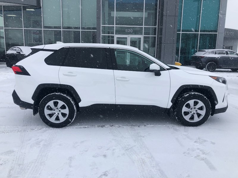 2023 Toyota RAV4 LE AWD