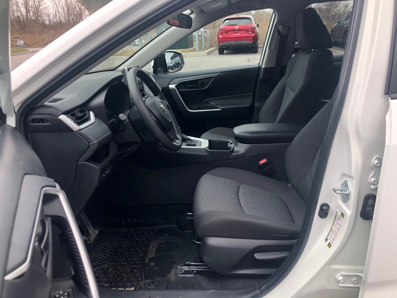 2023 Toyota RAV4 LE AWD