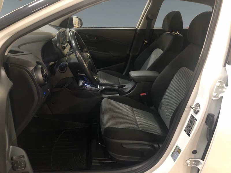 2019 Hyundai Kona 2.0L Preferred FWD w/Two-Tone Roof