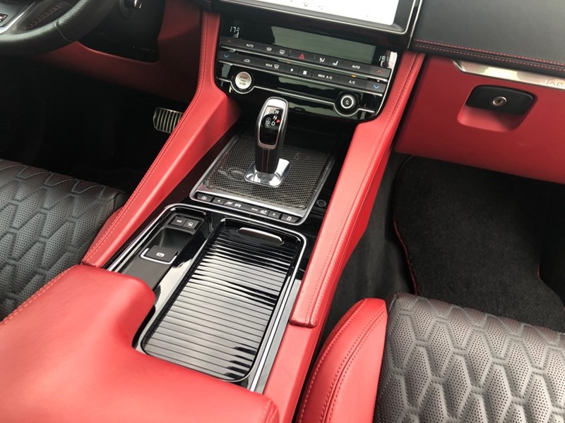 2020 Jaguar F-PACE SVR AWD | 2 Sets of Wheels Incl!