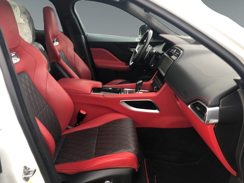 2020 Jaguar F-PACE SVR AWD | 2 Sets of Wheels Incl!