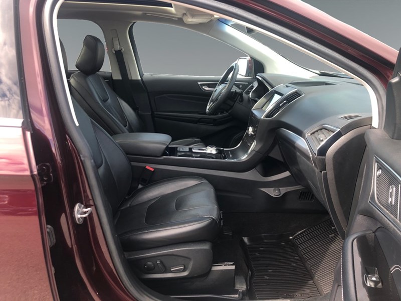 2020 Ford Edge Titanium AWD | 2 Sets of Wheels Included!