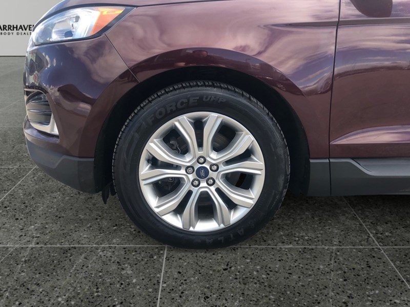 2020 Ford Edge Titanium AWD | 2 Sets of Wheels Included!