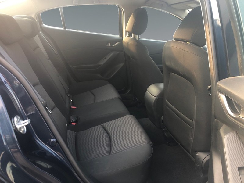 2014  Mazda3 4dr Sdn Man GS-SKY