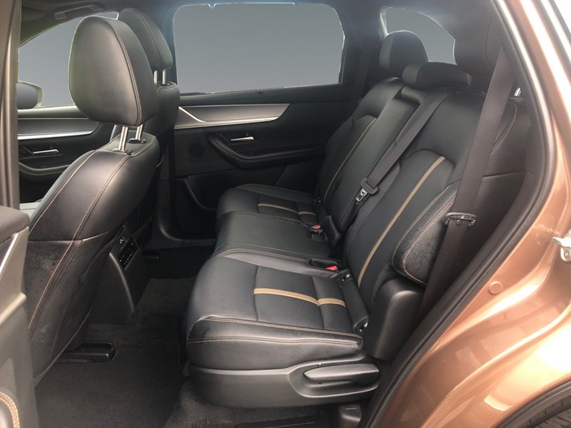 2025 Mazda CX-70 MHEV GT-P AWD | 2 Sets of Wheels Included!