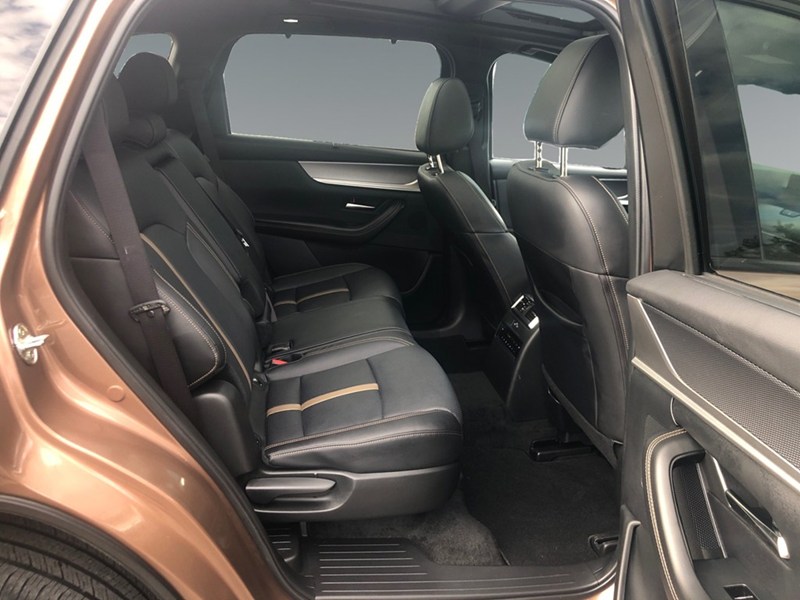 2025 Mazda CX-70 MHEV GT-P AWD | 2 Sets of Wheels Included!