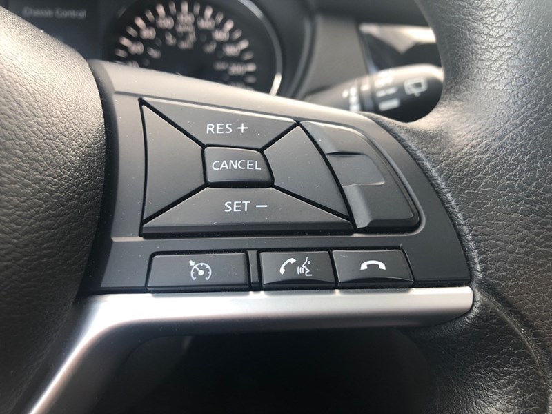 2017 Nissan Rogue AWD 4dr SV